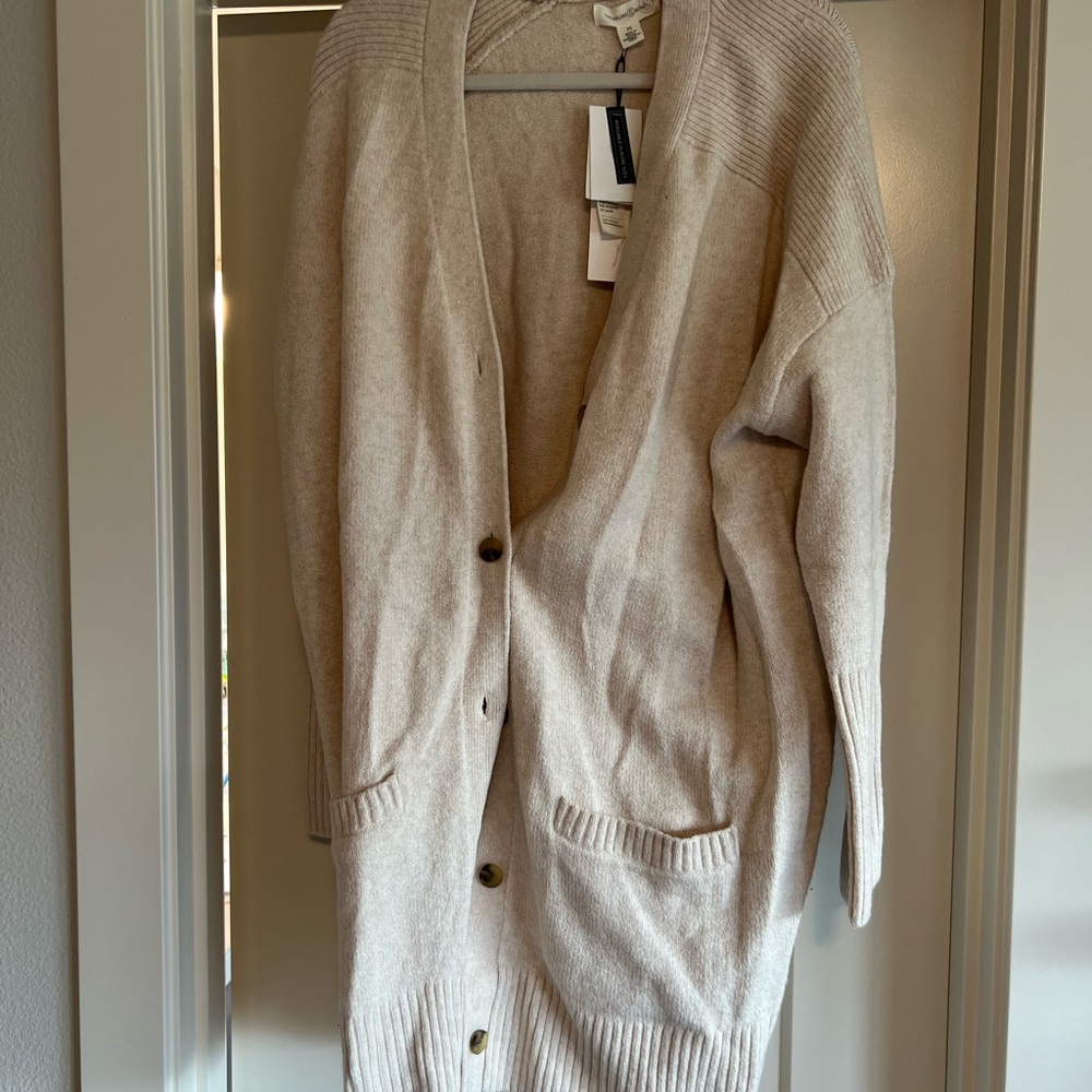 NWT Treasure & Bond Beige Long Cardigan